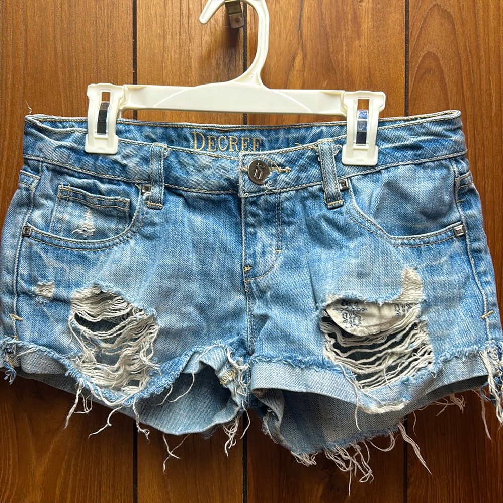Distressed Light wash shorts